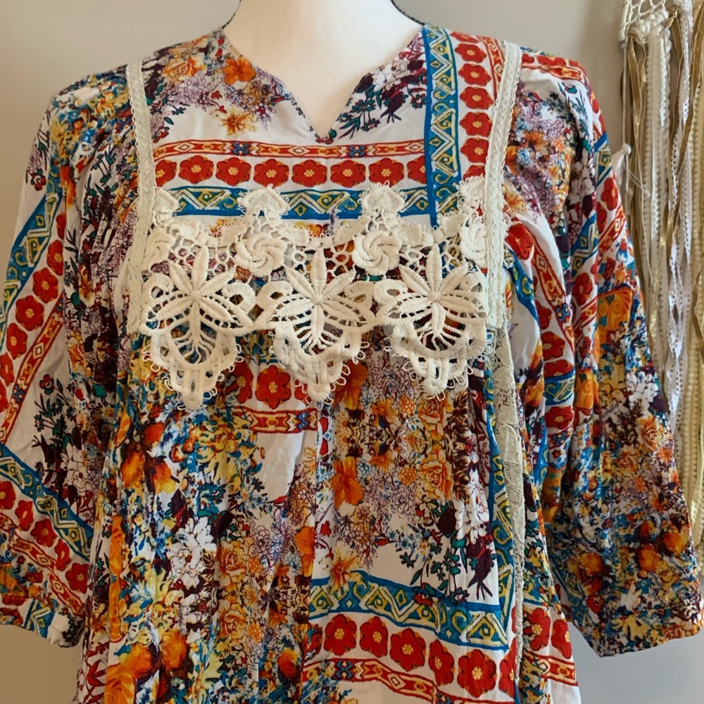 D O N A T E D Umgee size medium short sleeve EUC - Picture 2 of 6